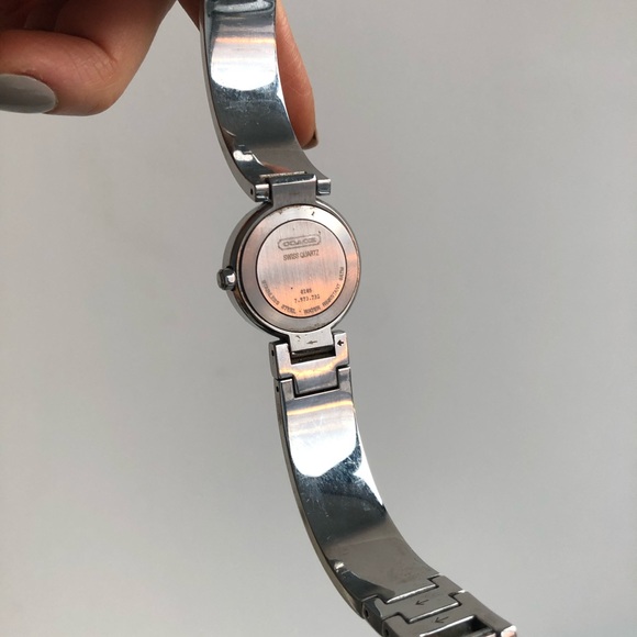 Coach silver watch. - Picture 4 of 9